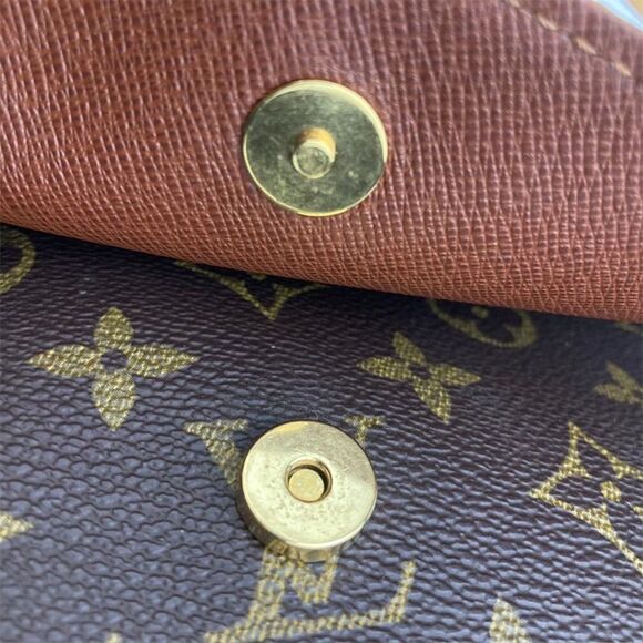 Louis Vuitton Musette Tango Short Monogram Shoulder Bag - Picture 4 of 6